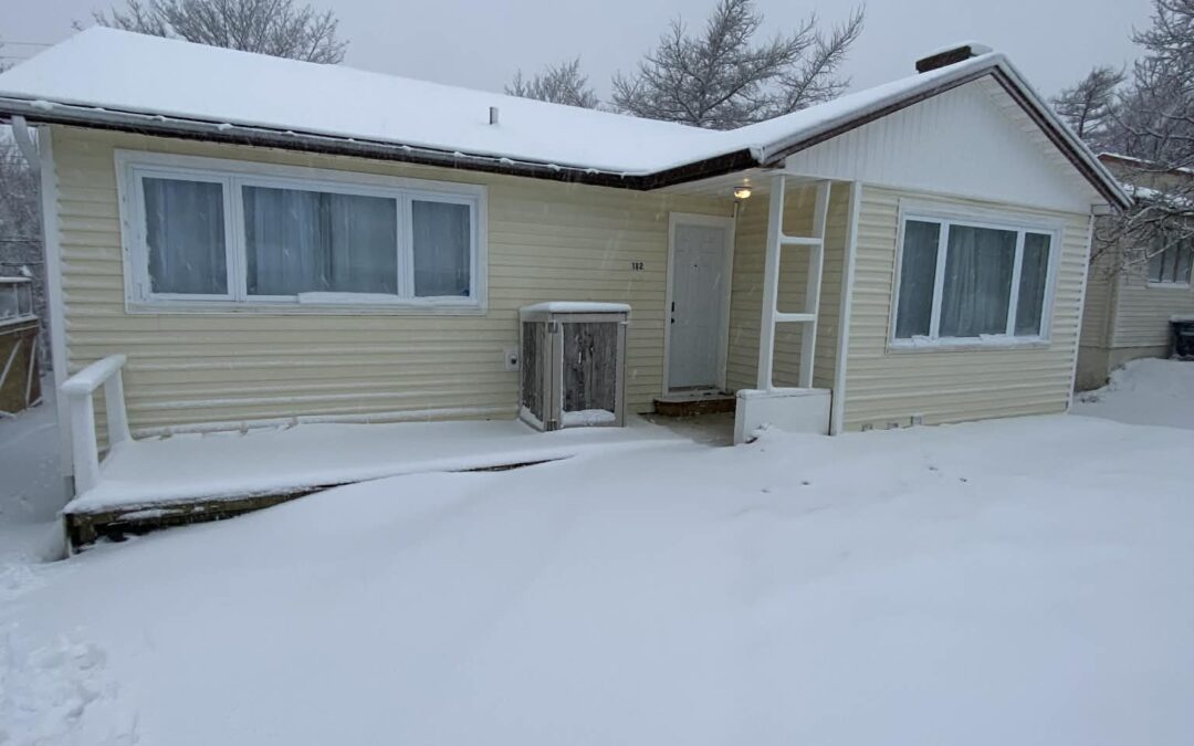 182 University Avenue